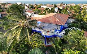 Charming Blue House With Kitchen Parking And Garden